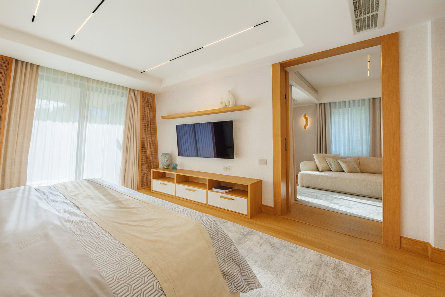 Property image - full photo 18