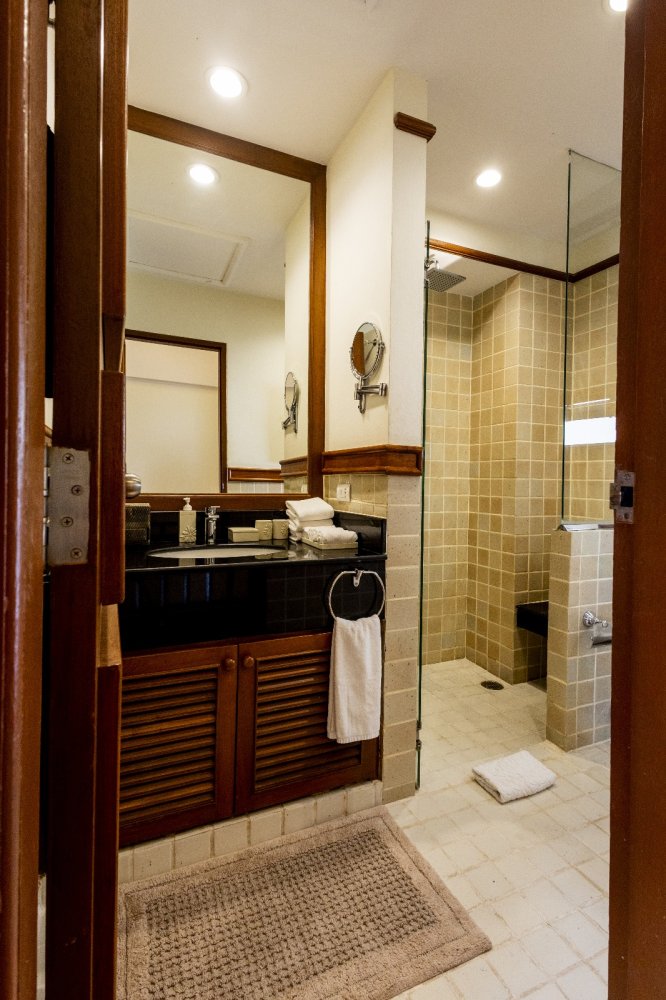 Property image - full photo 16