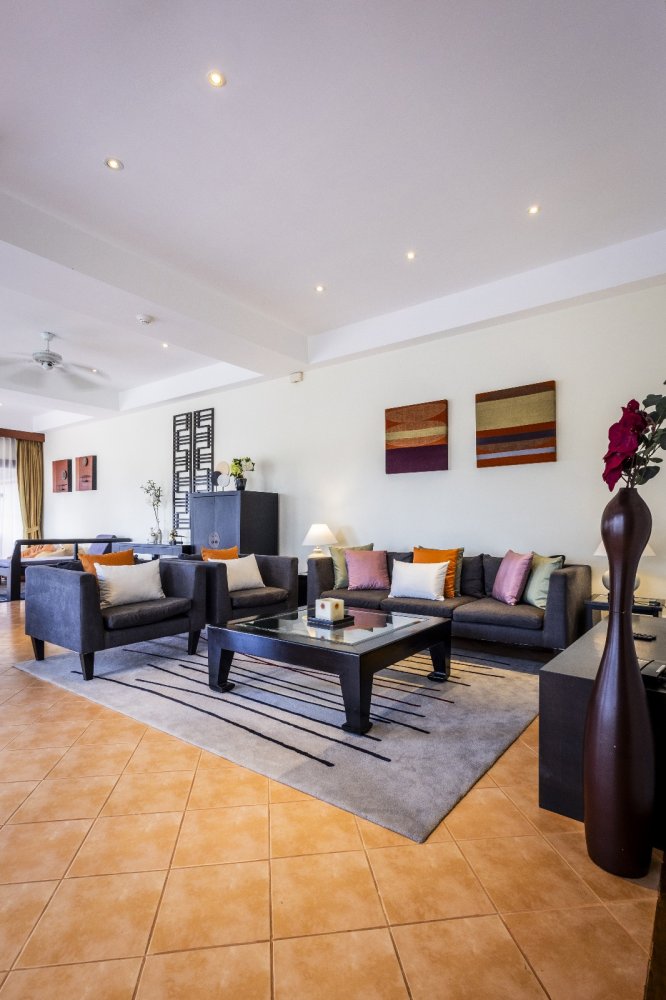 Property image - full photo 4