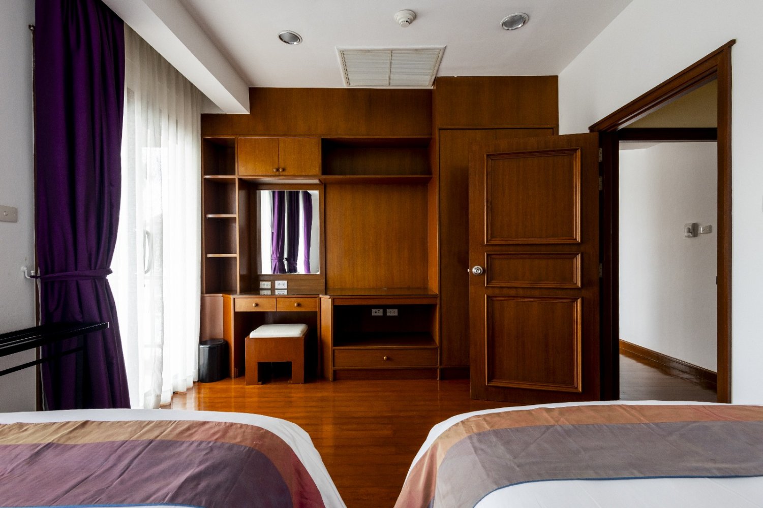 Property image - full photo 14