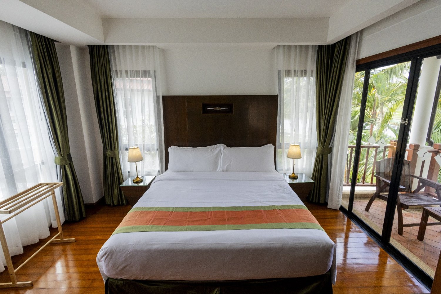 Property image - full photo 11