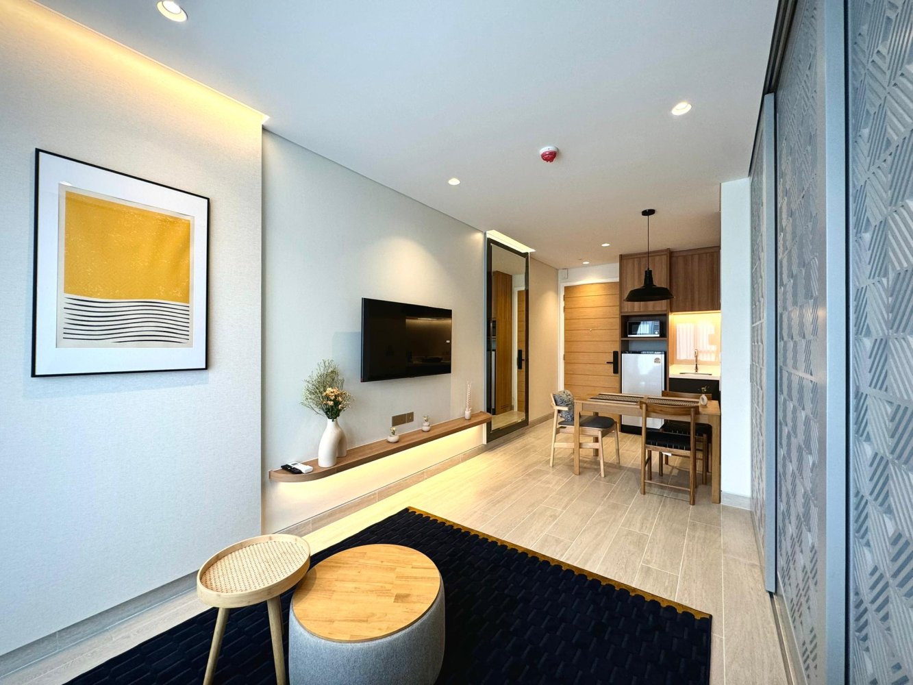 Property image - full photo 8
