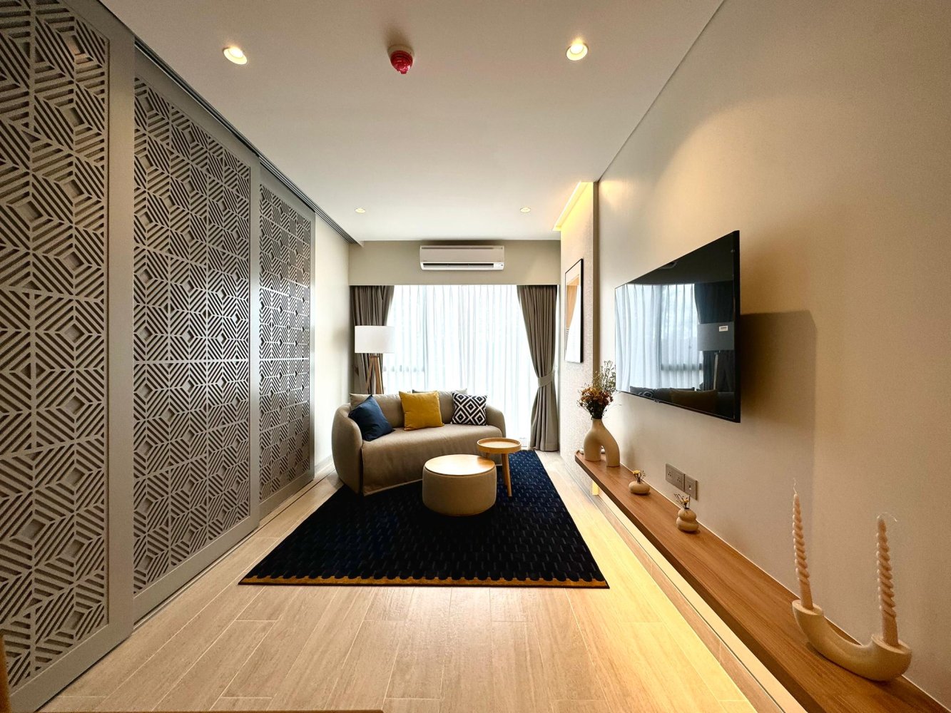 Property image - full photo 3
