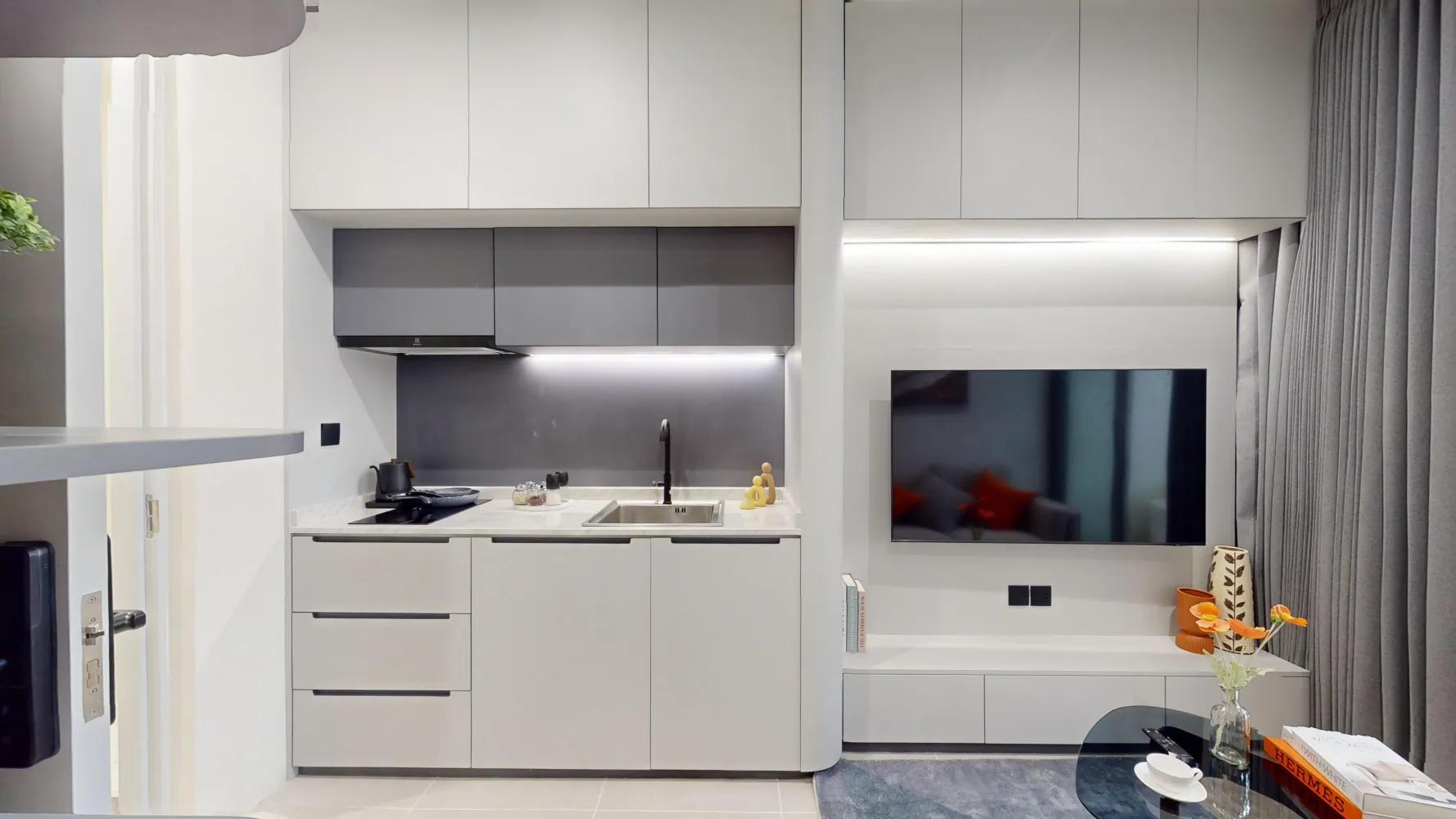 Property image - full photo 4