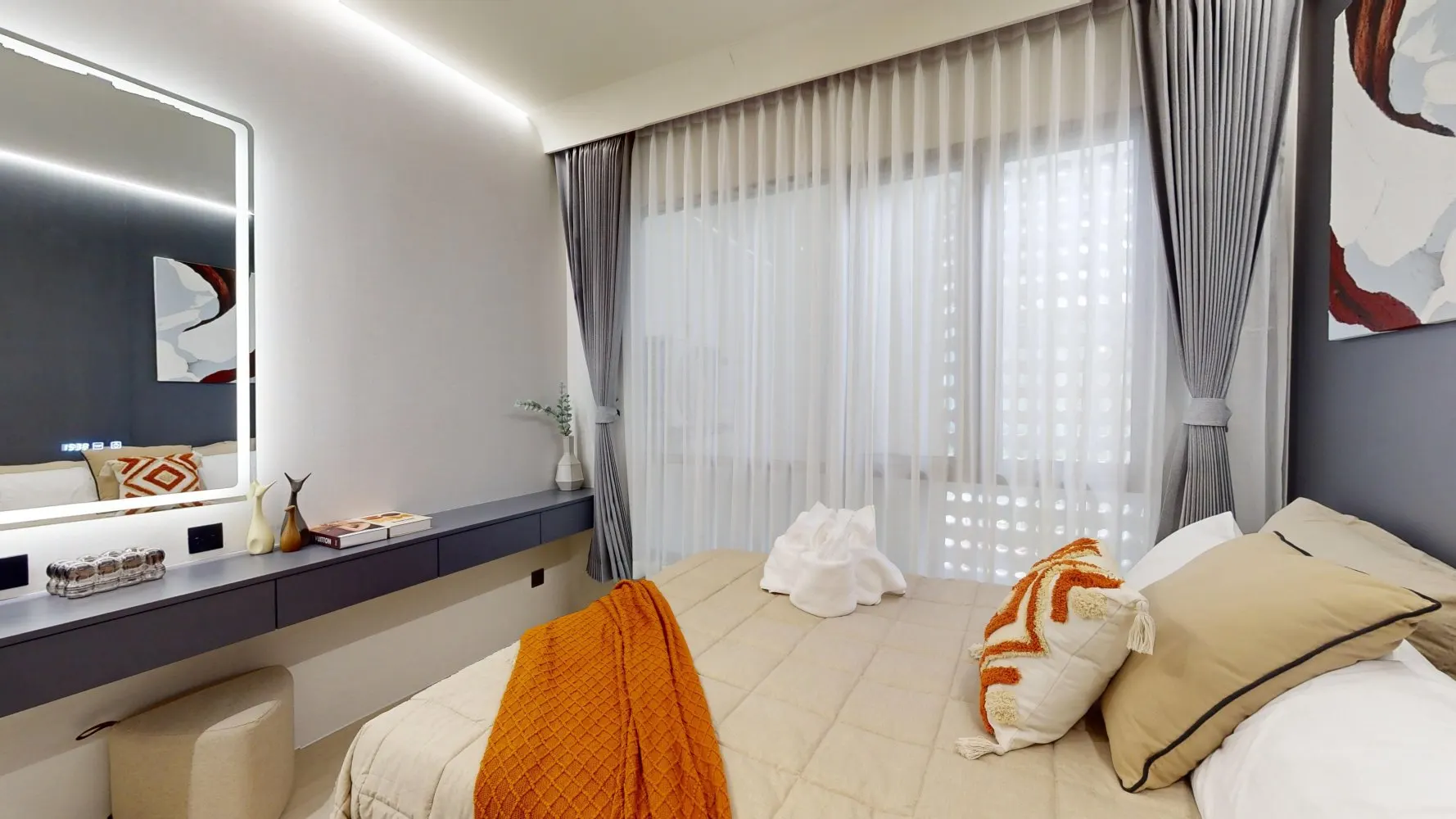 Property image - full photo 6