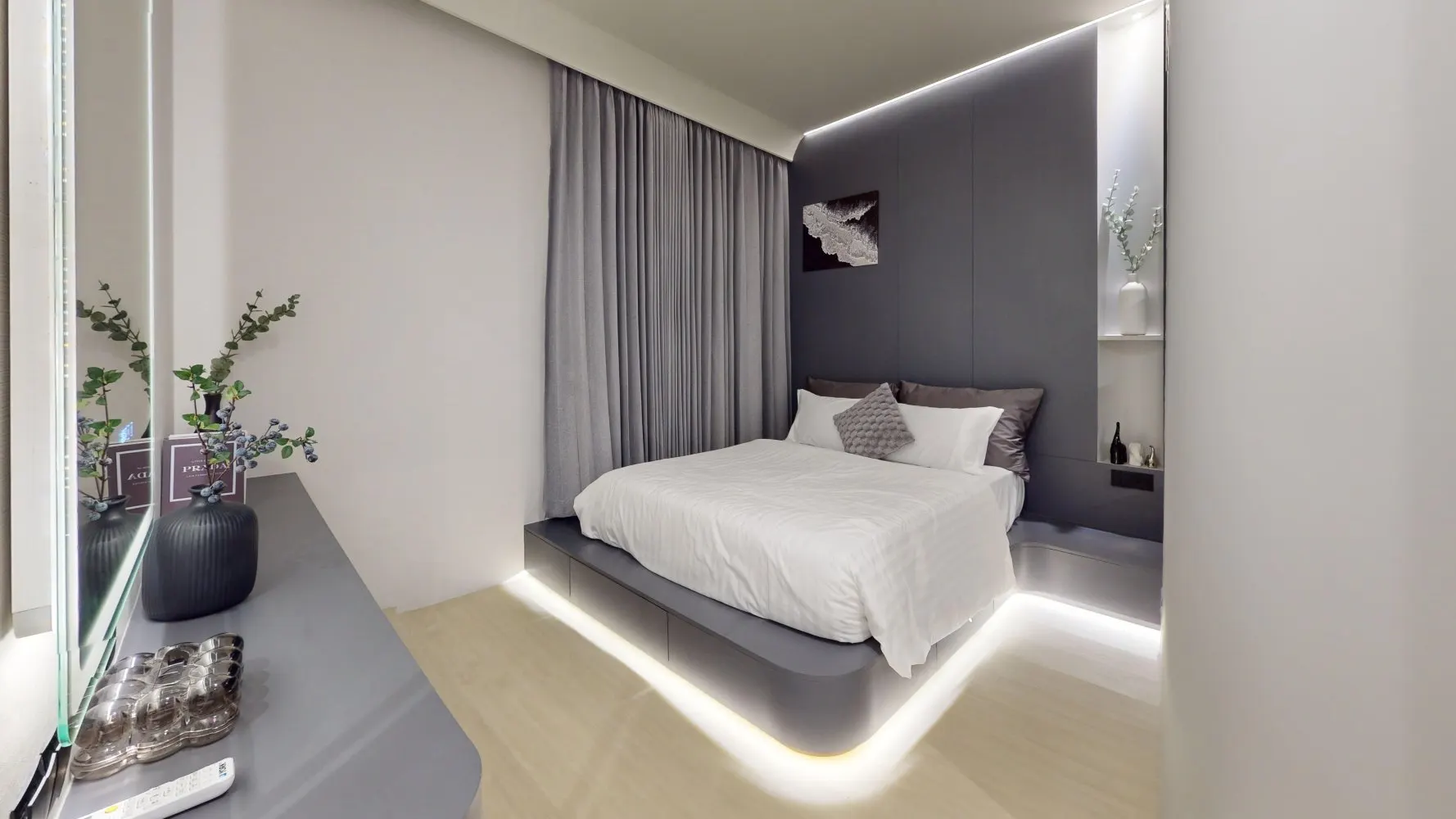 Property image - full photo 12