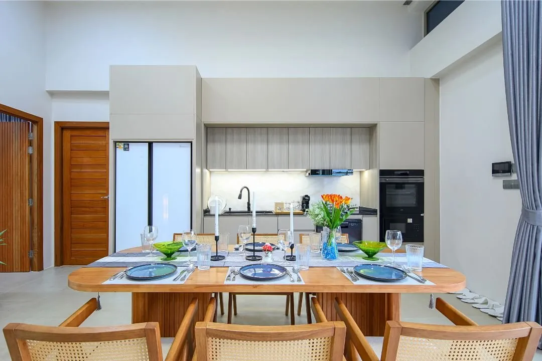 Property image - full photo 4