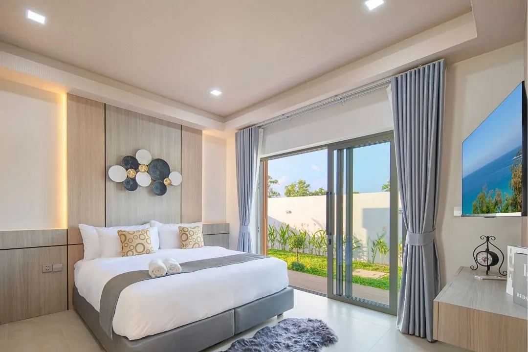 Property image - full photo 14