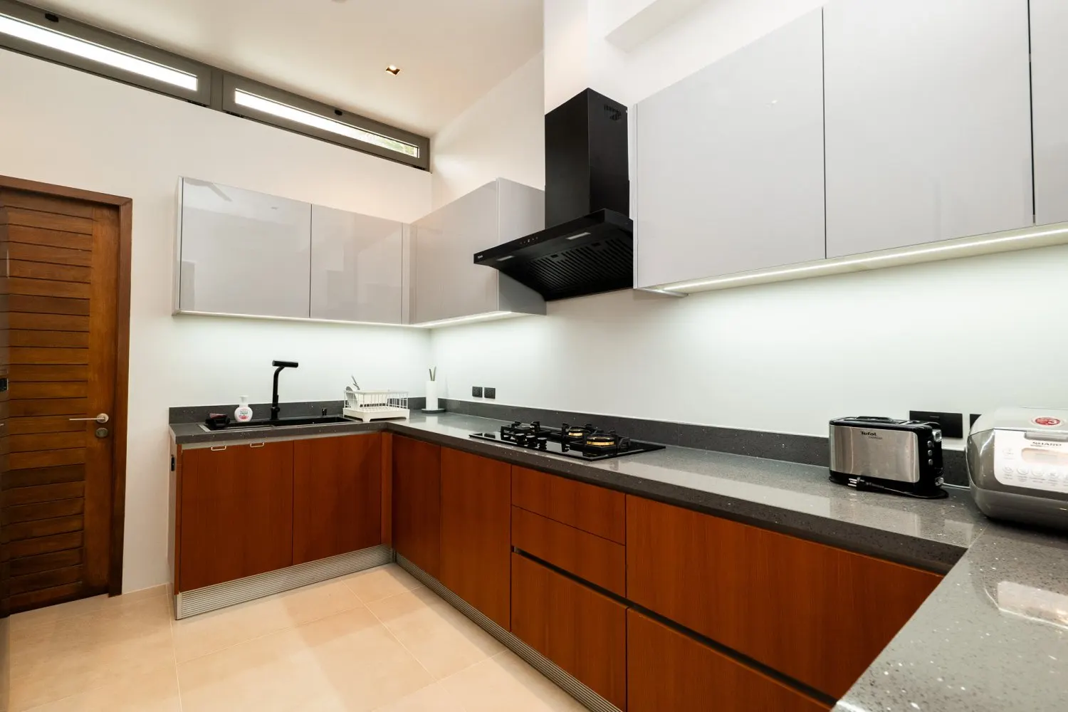 Property image - full photo 24