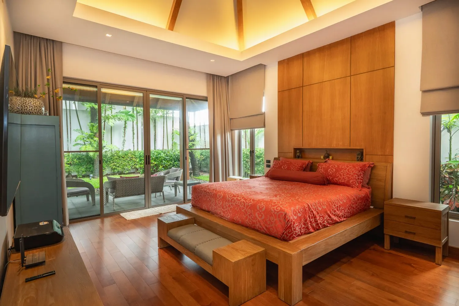 Property image - full photo 13