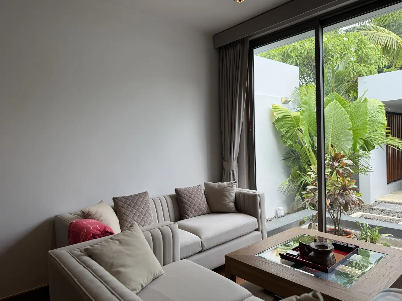 Property image - full photo 16