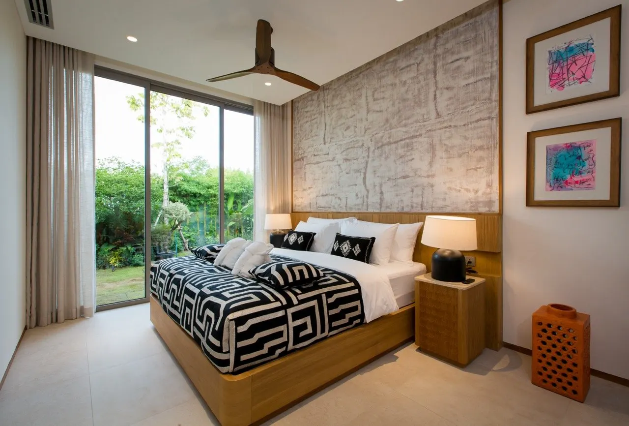 Property image - full photo 25
