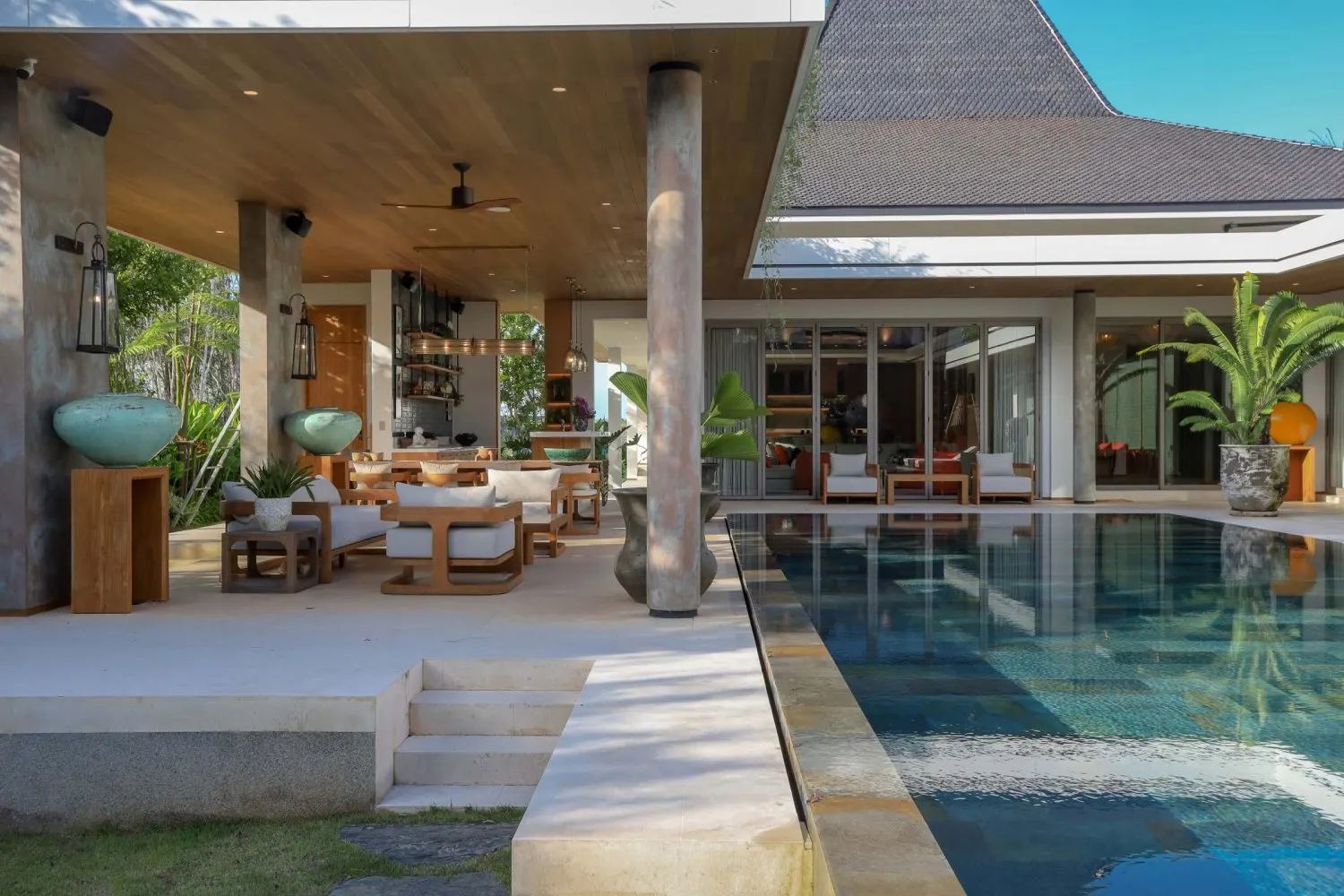 Property image - full photo 4