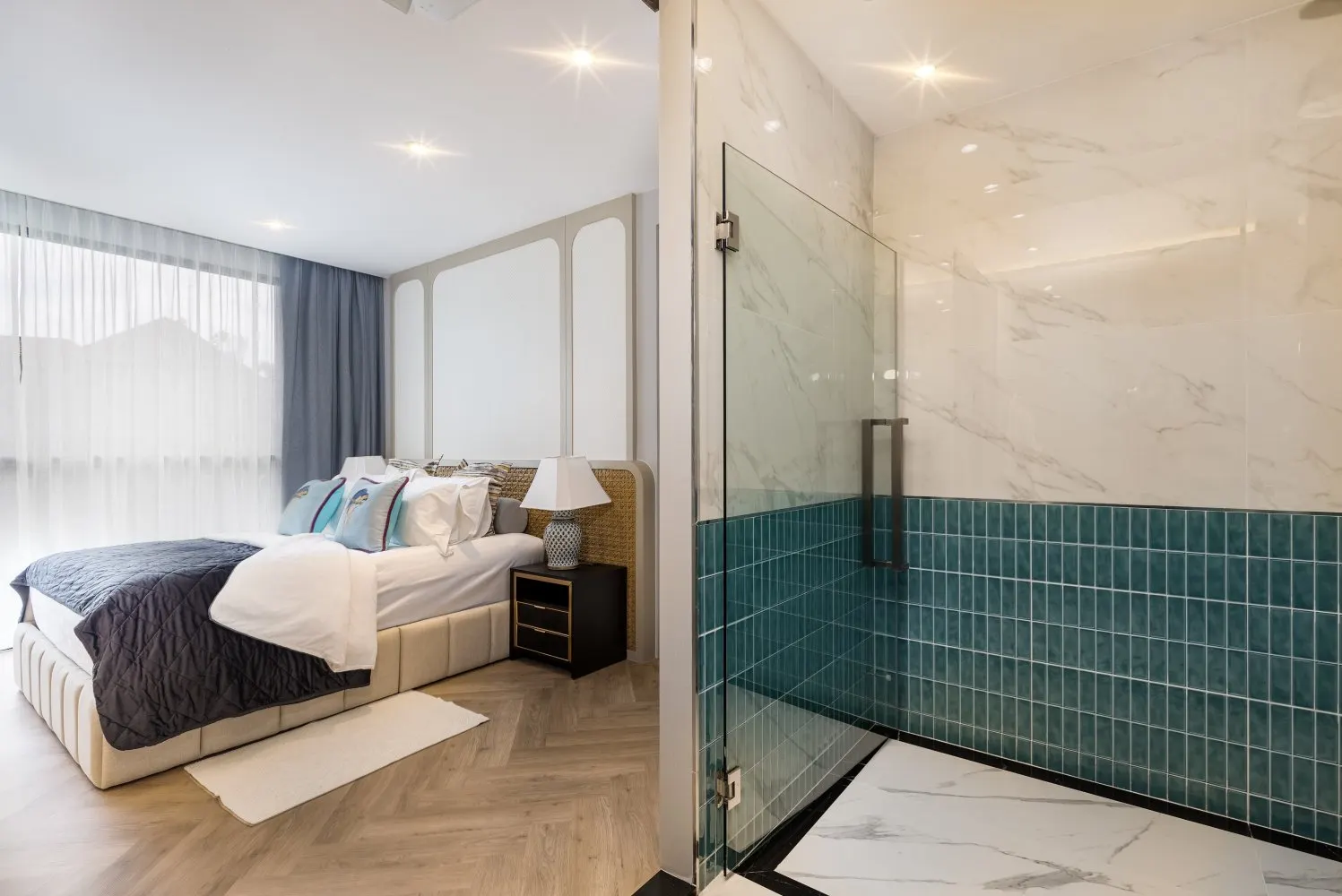 Property image - full photo 21