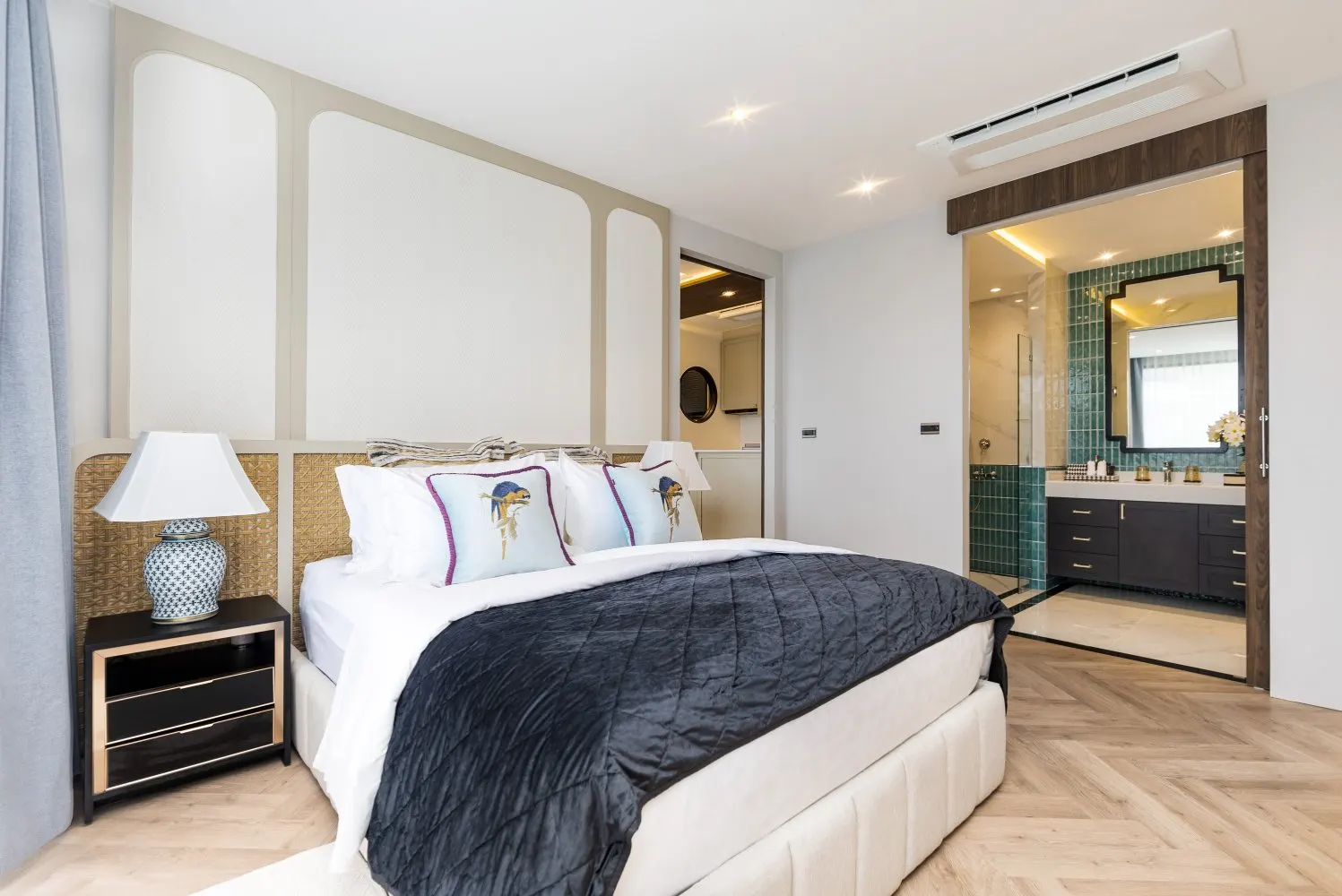Property image - full photo 26