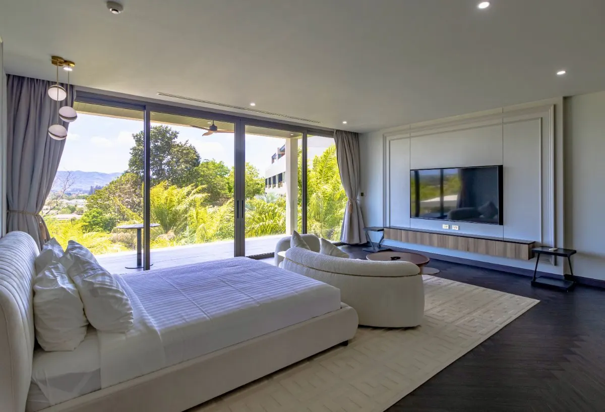 Property image - full photo 17