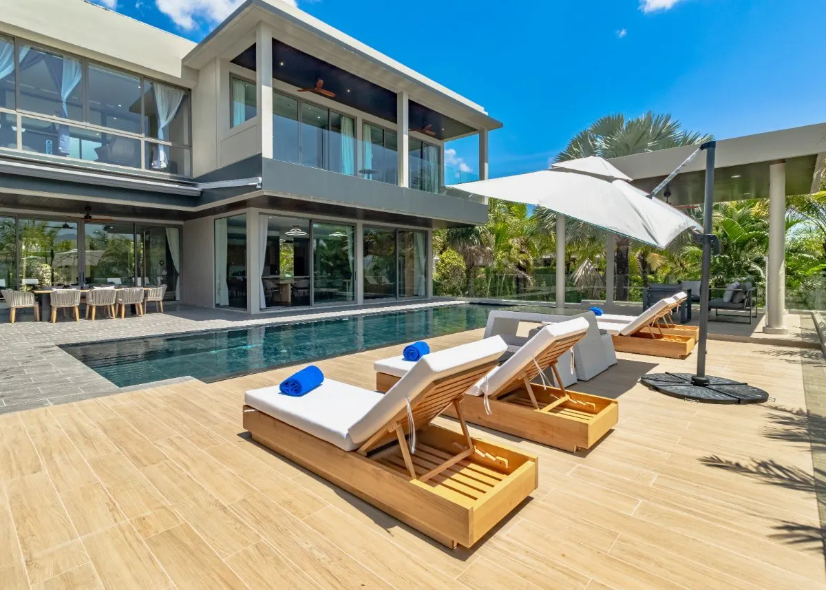 Property image - full photo 3