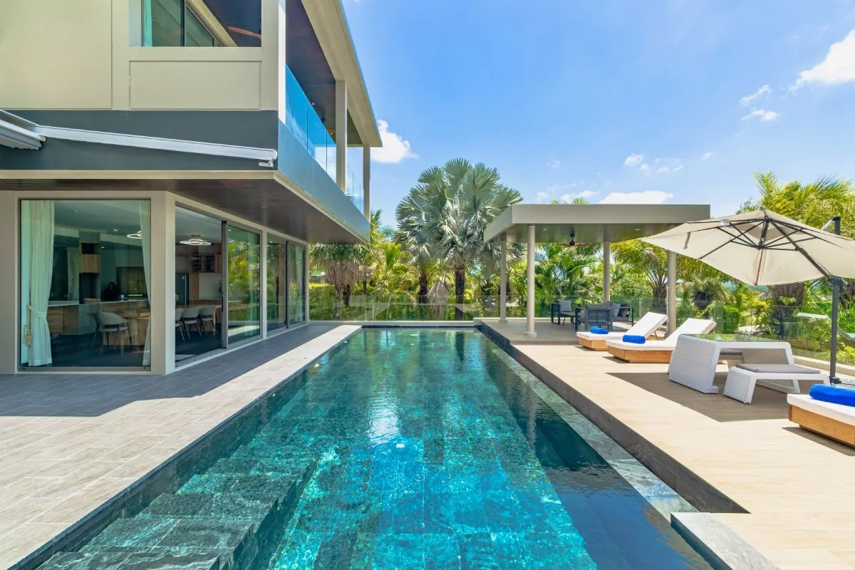 Property image - full photo 35