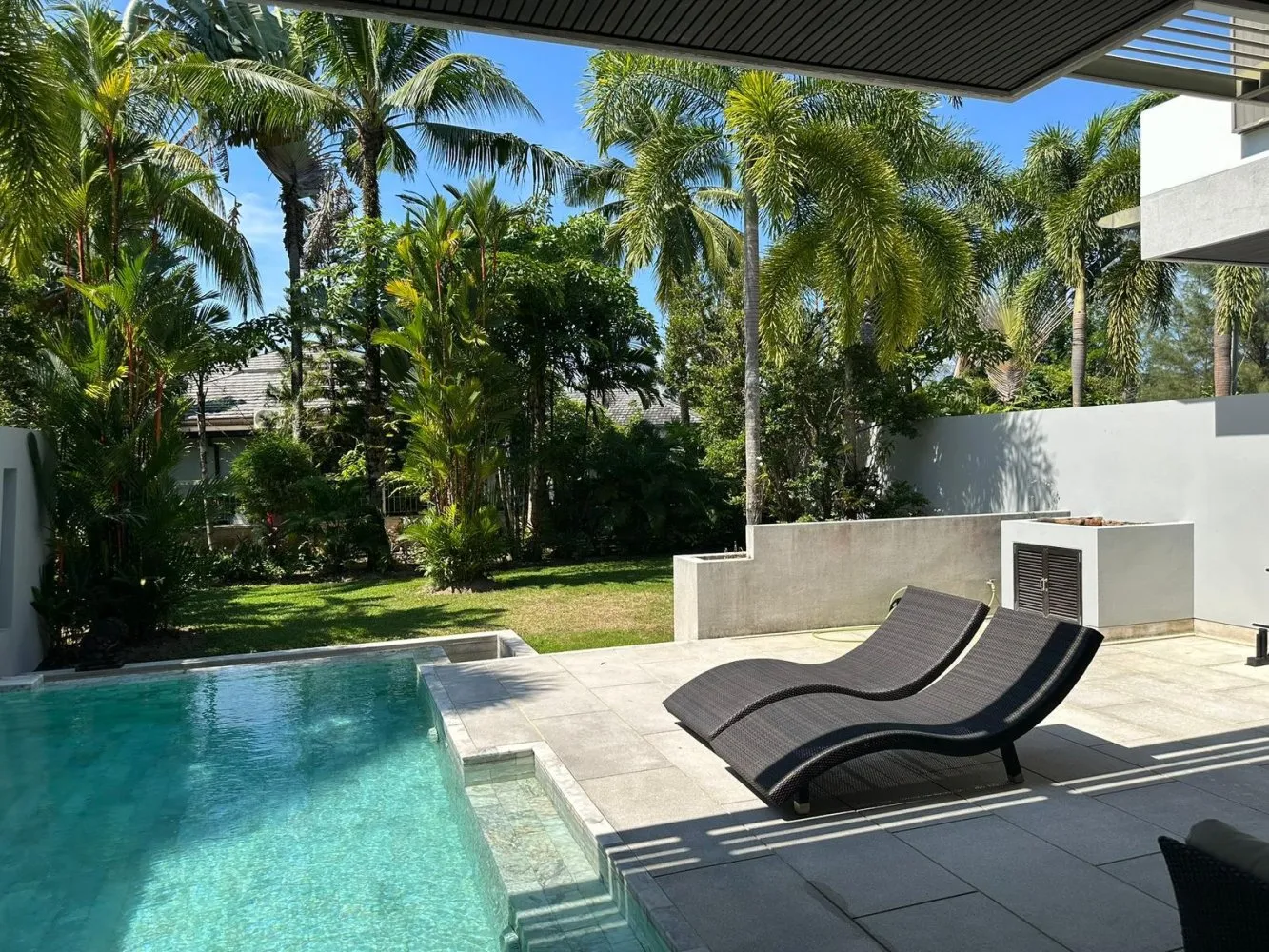 Property image - full photo 3
