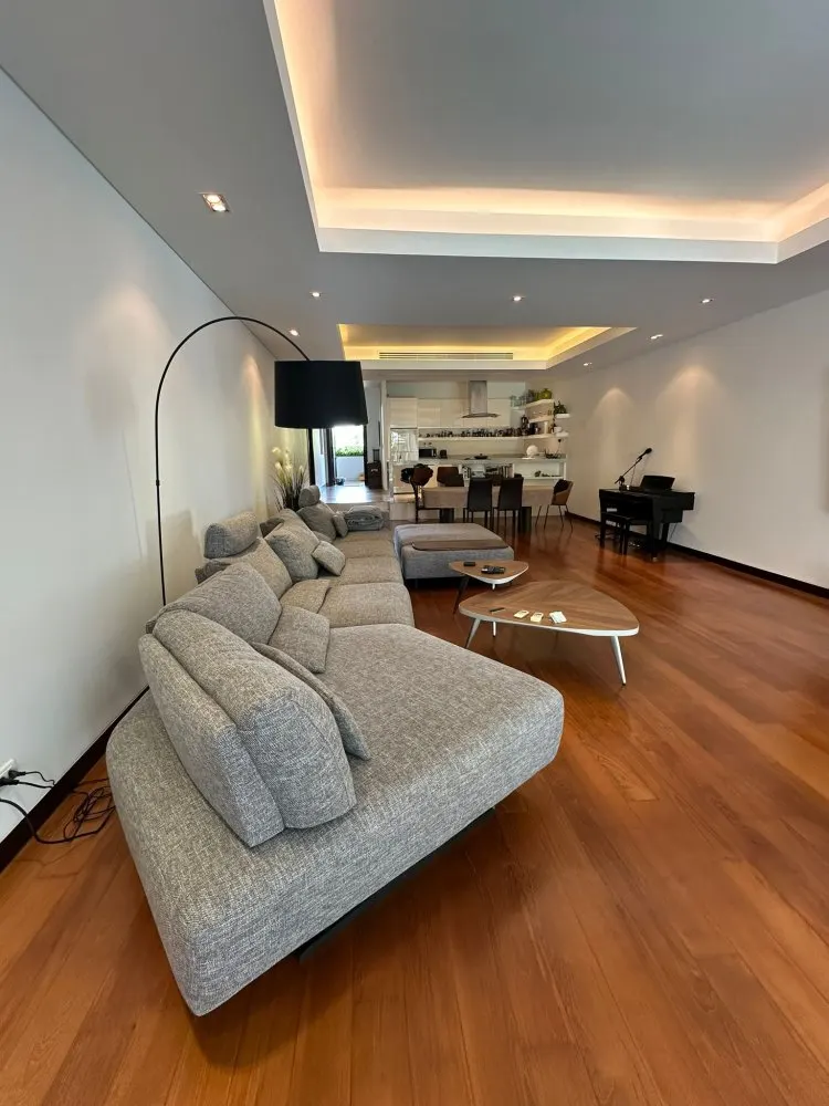 Property image - full photo 21