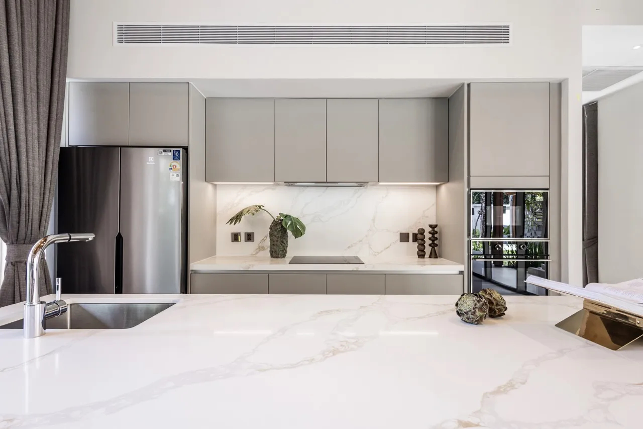 Property image - full photo 8