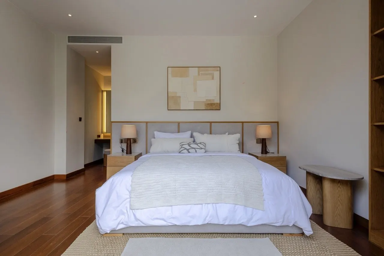 Property image - full photo 14
