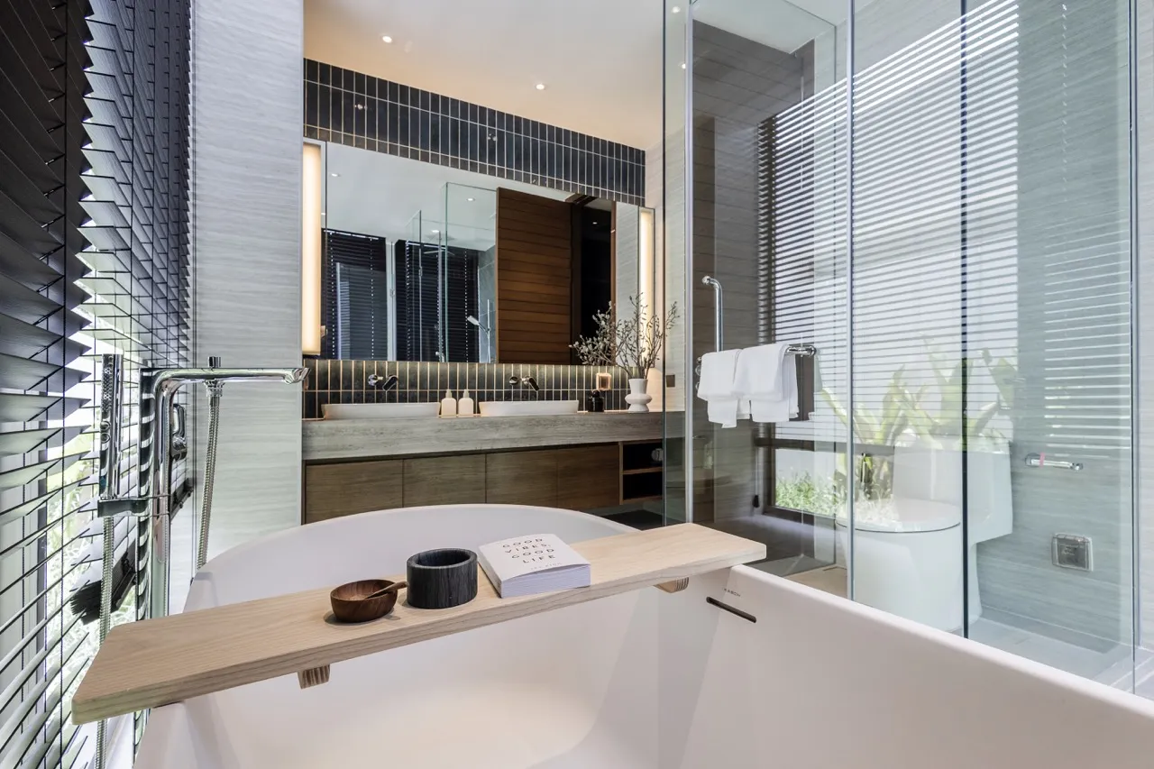 Property image - full photo 35