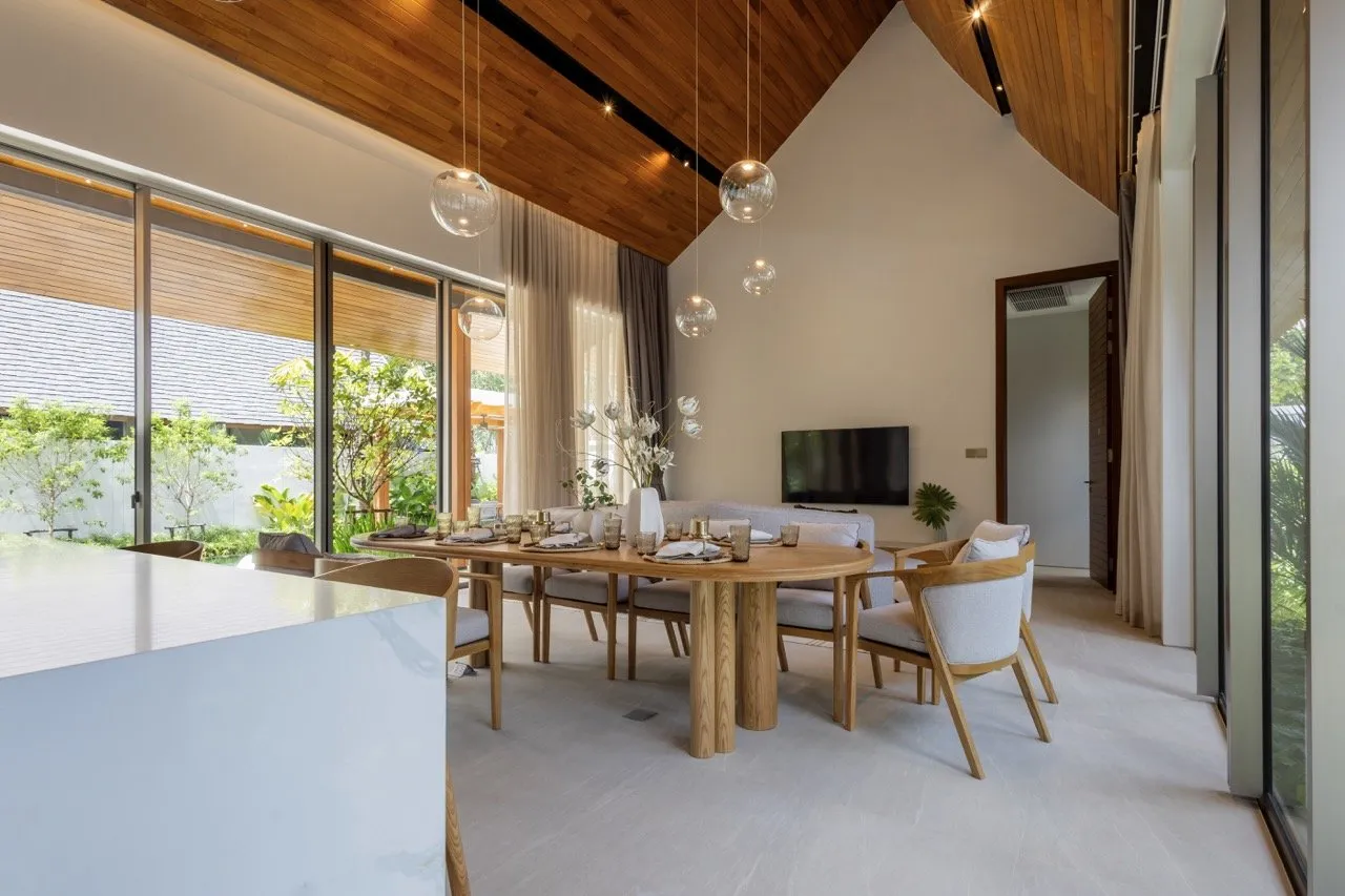 Property image - full photo 5