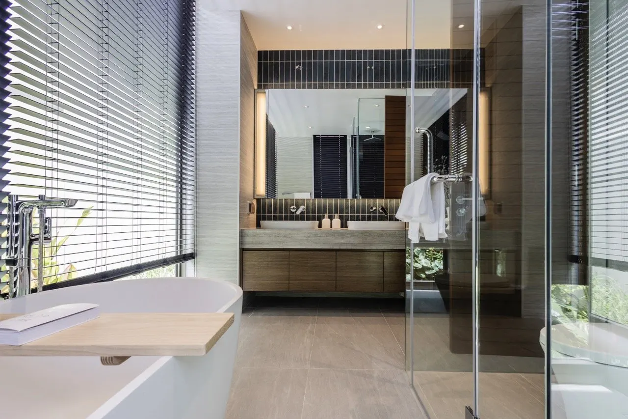 Property image - full photo 42