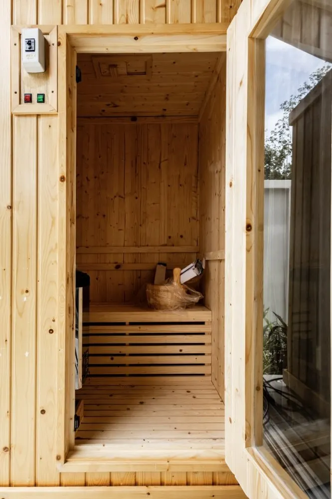 Property image - full photo 29