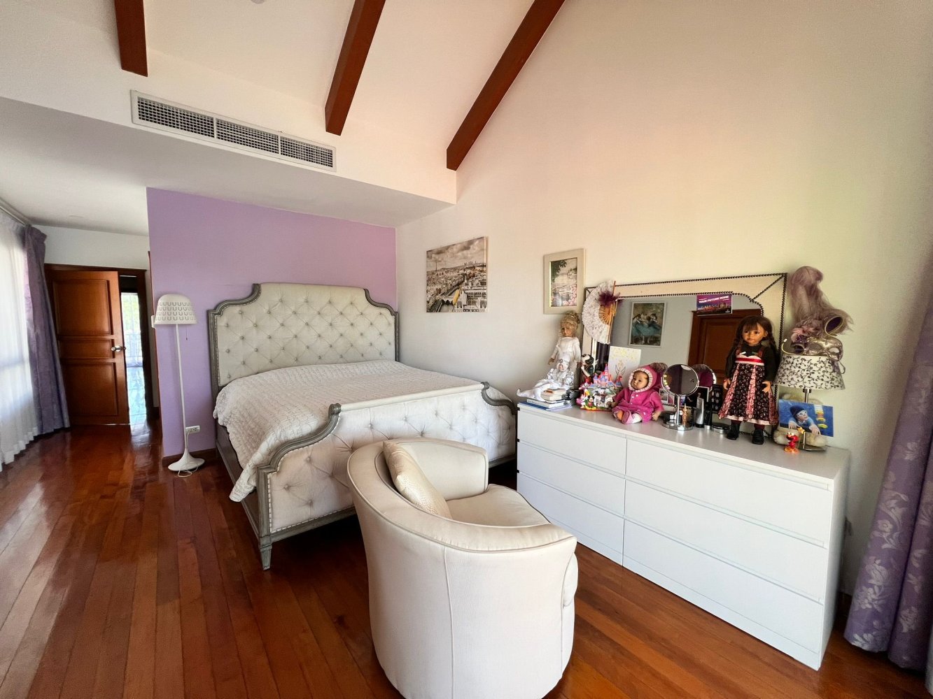 Property image - full photo 8