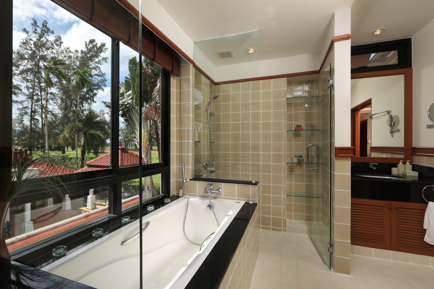 Property image - full photo 24