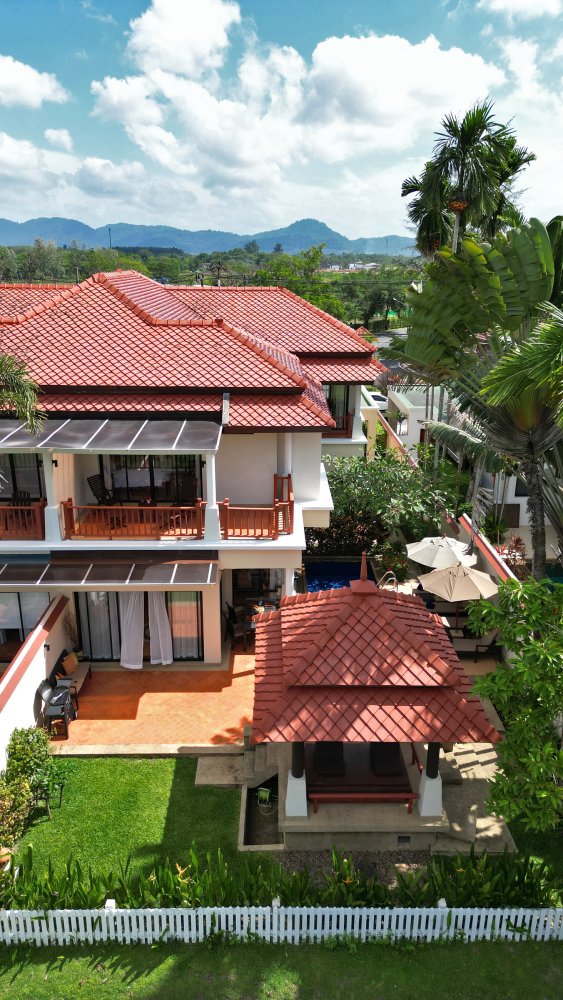 Property image - full photo 37