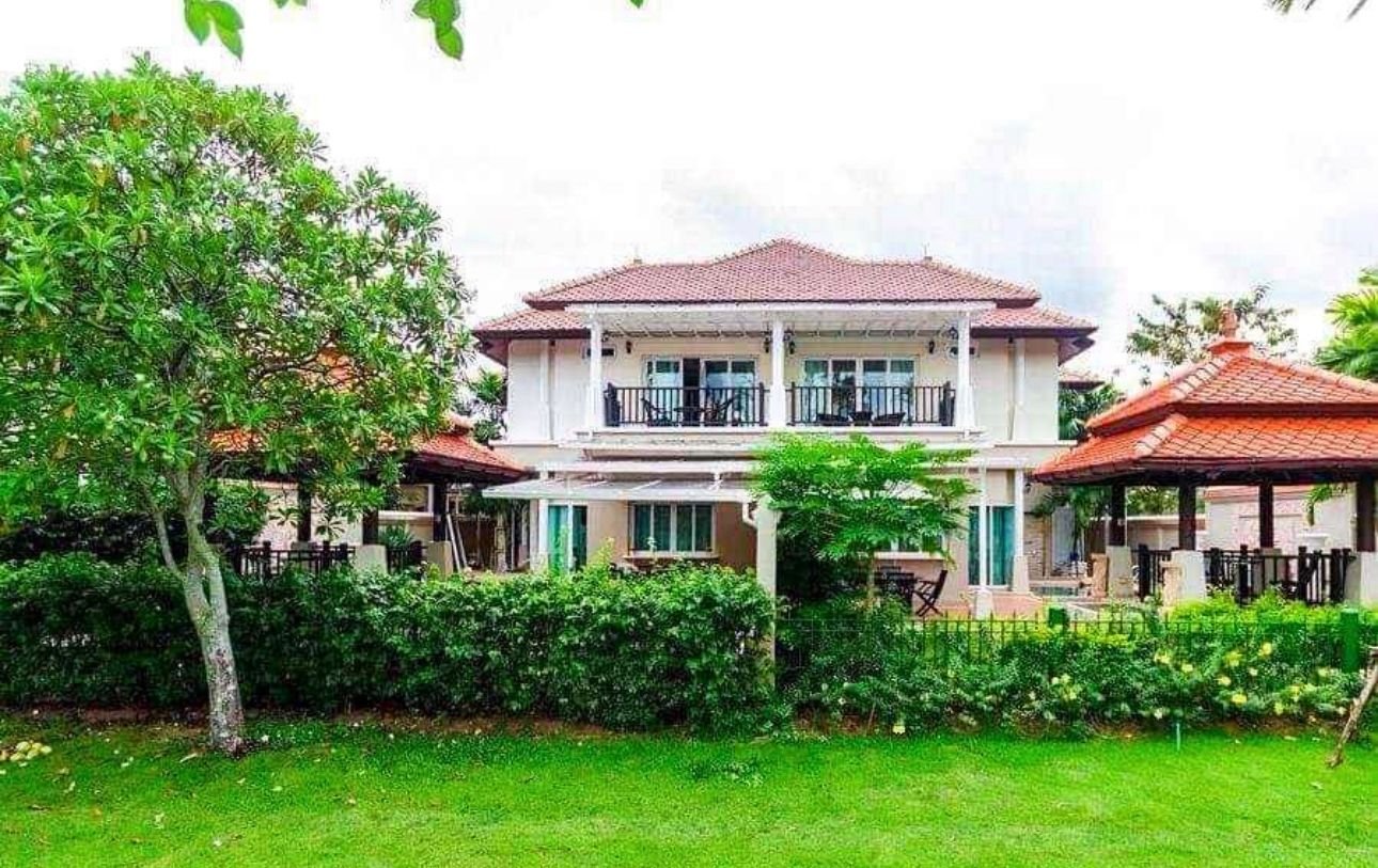 Property image - full photo 42