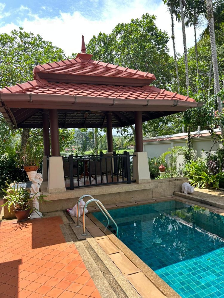 Property image - full photo 12