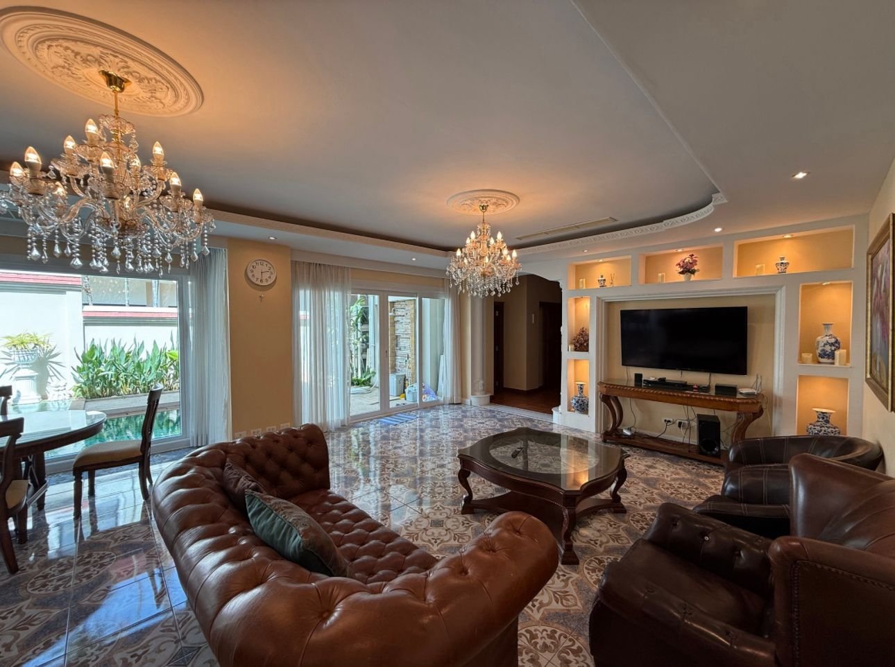 Property image - full photo 8