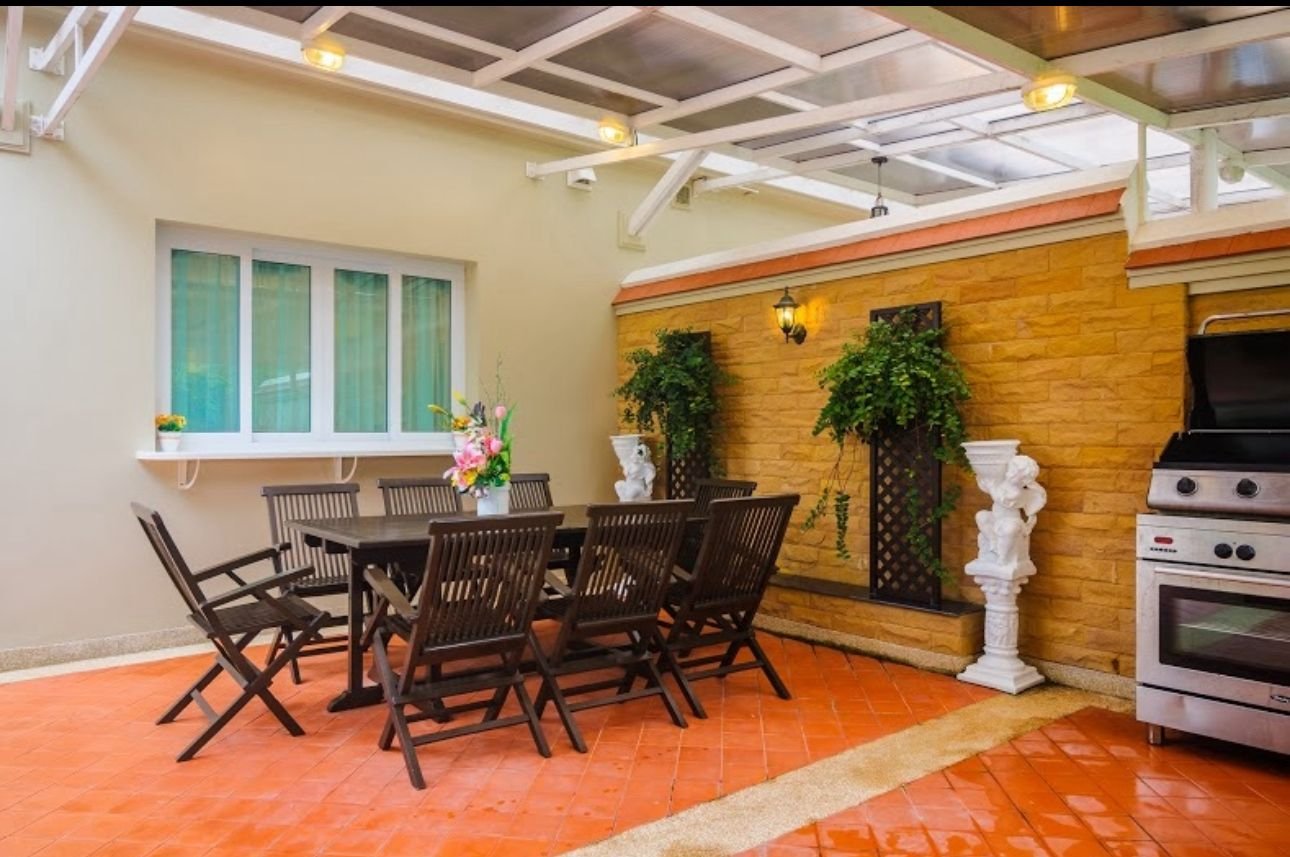 Property image - full photo 11
