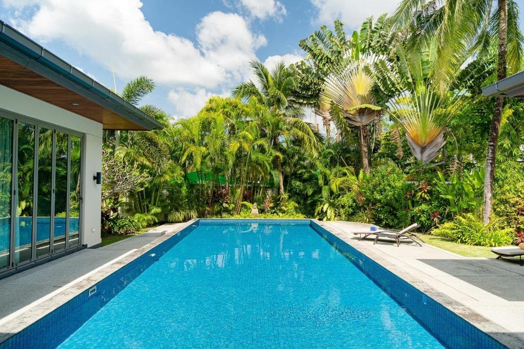 Property image - full photo 1