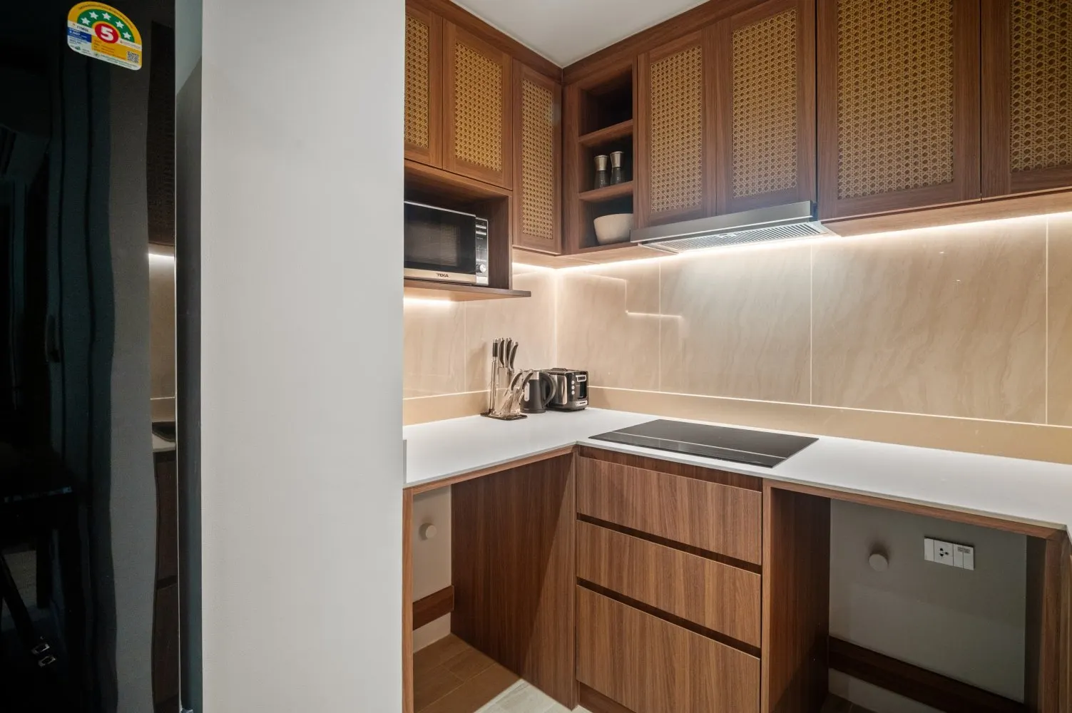 Property image - full photo 6