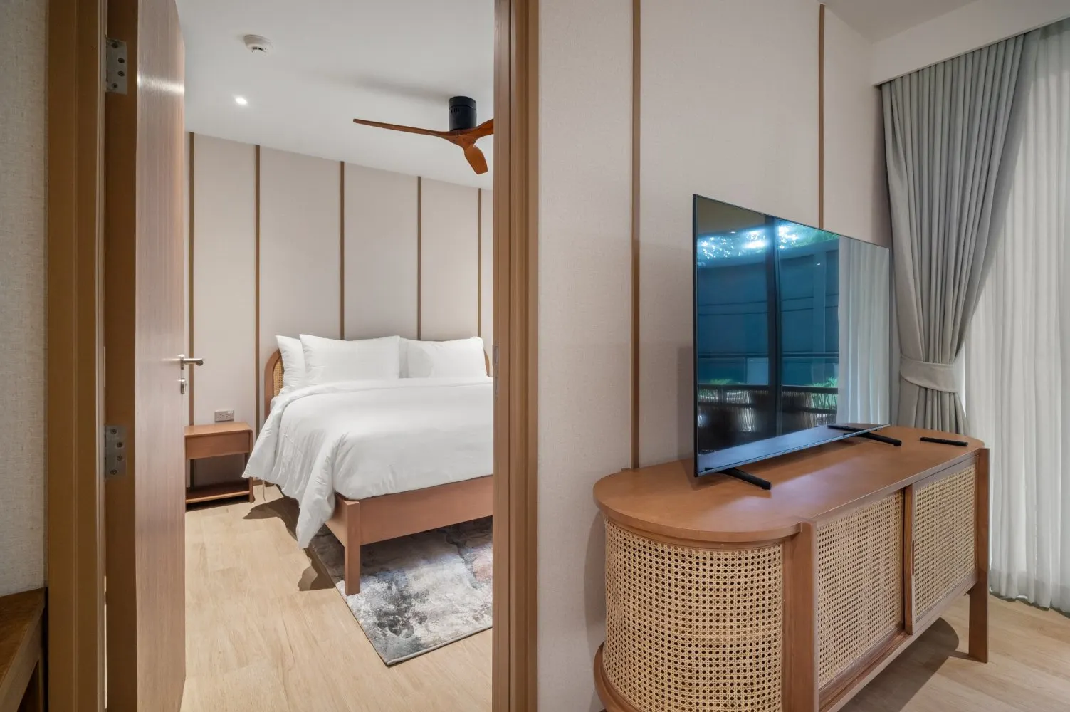 Property image - full photo 12