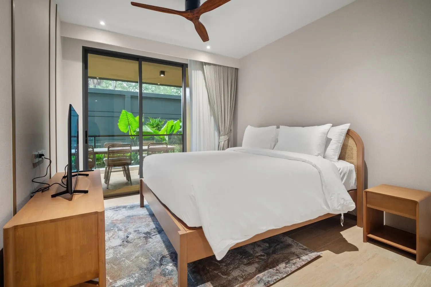 Property image - full photo 11
