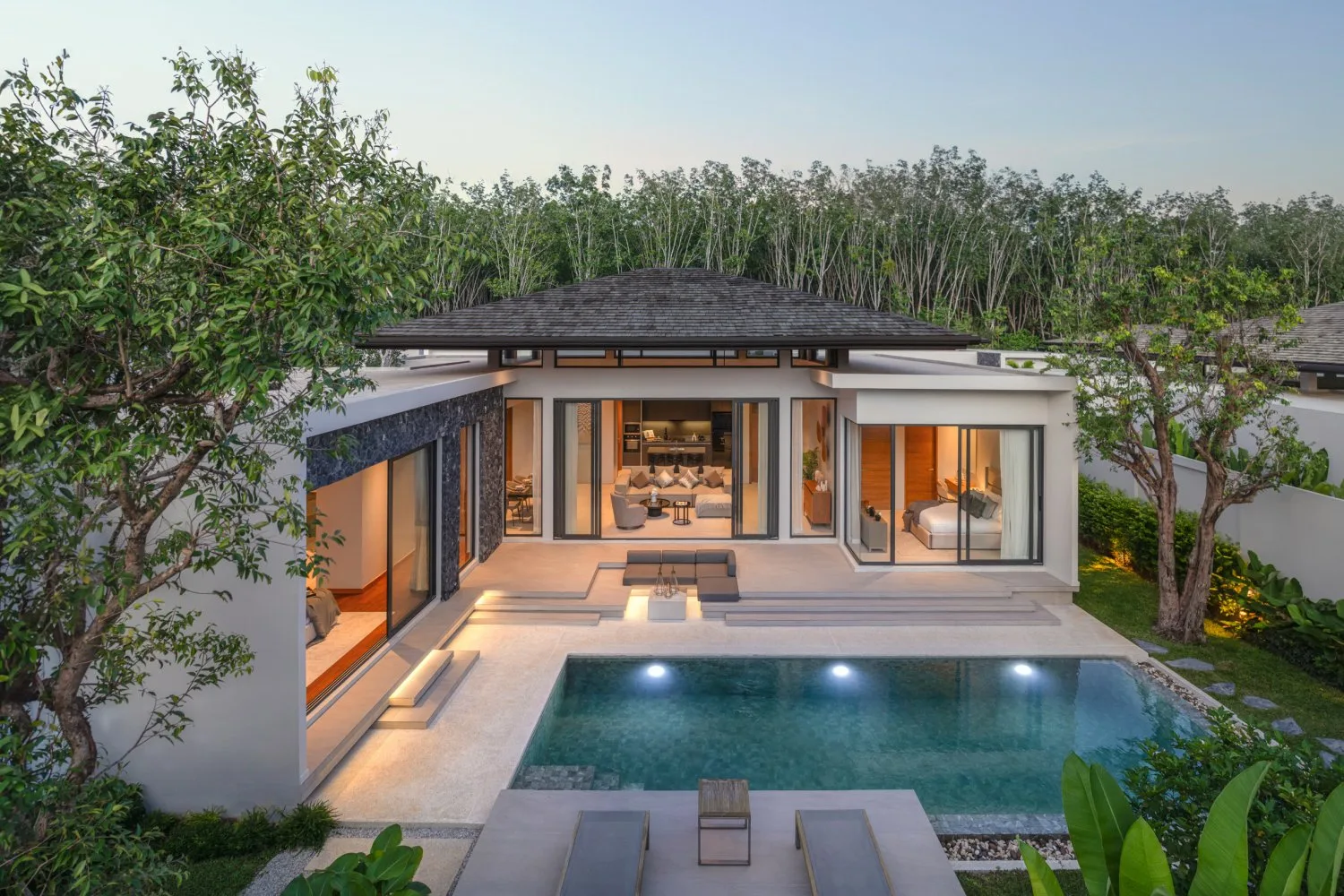 Property image - full photo 2
