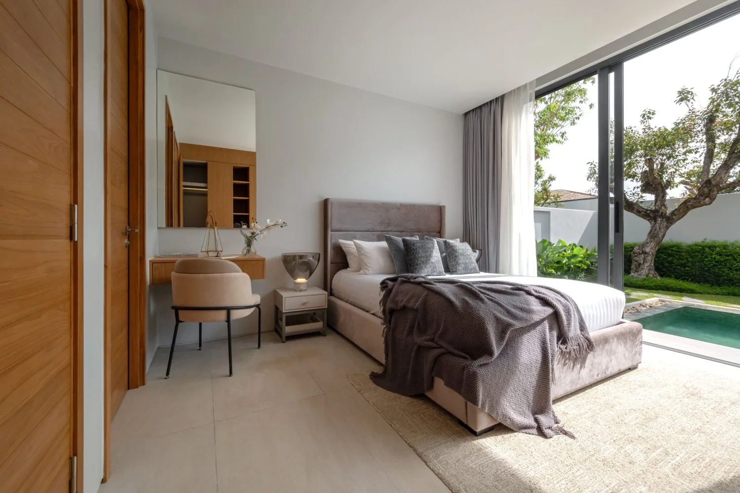 Property image - full photo 12