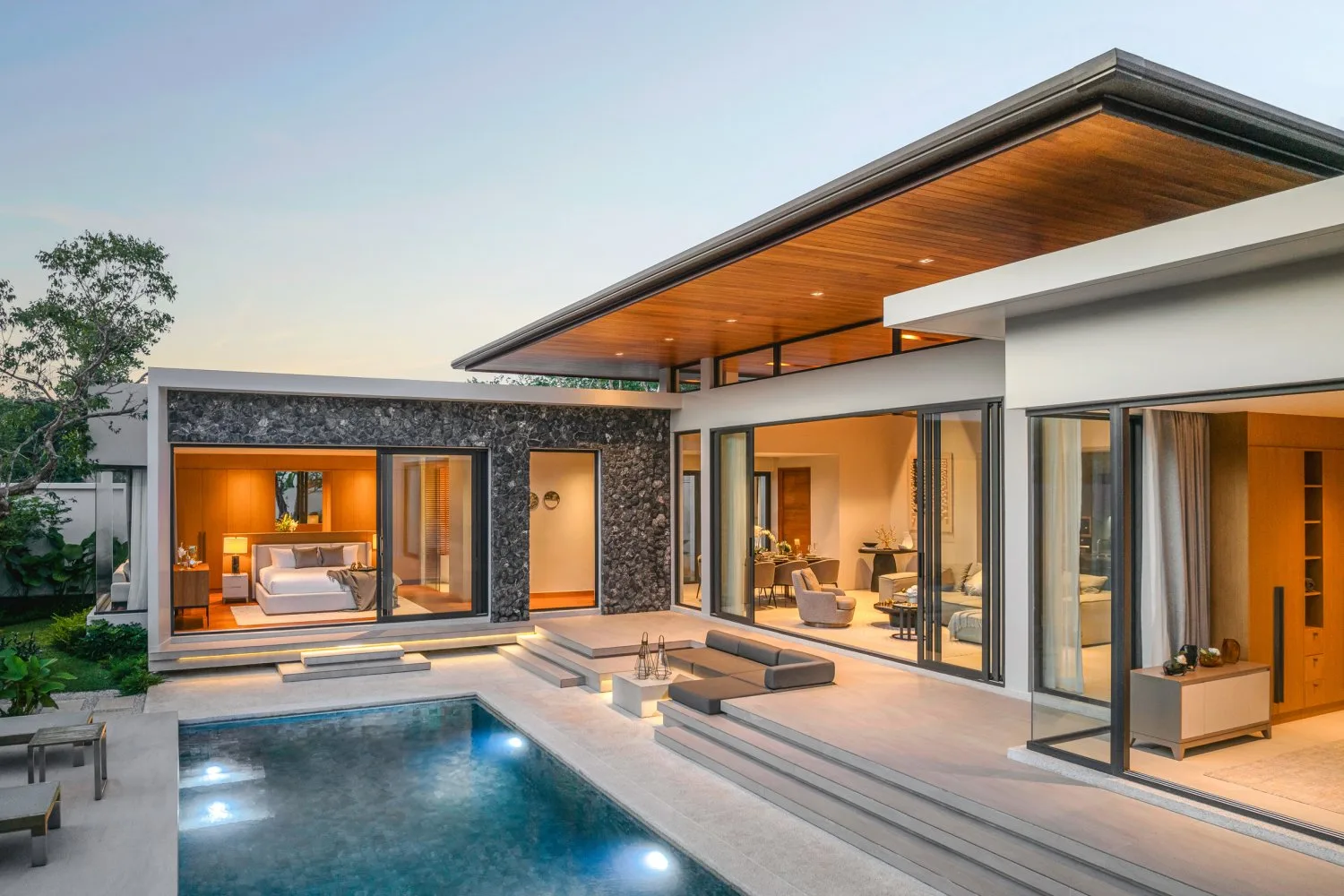 Property image - full photo 19