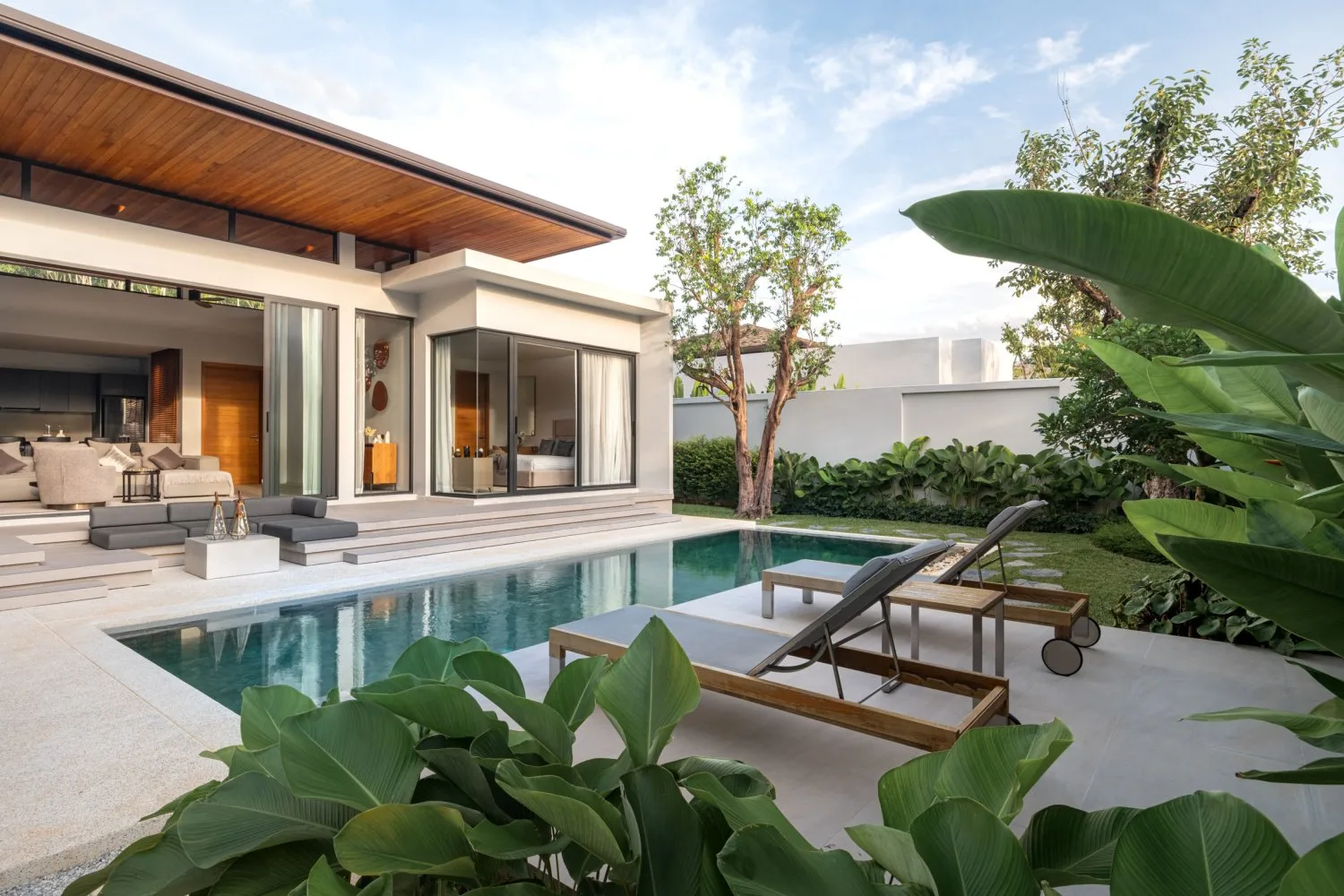 Property image - full photo 23