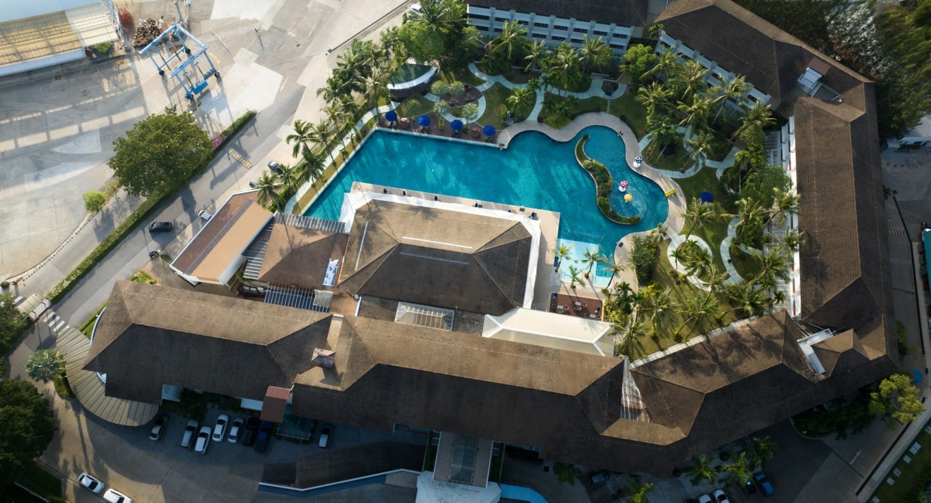 Property image - full photo 2