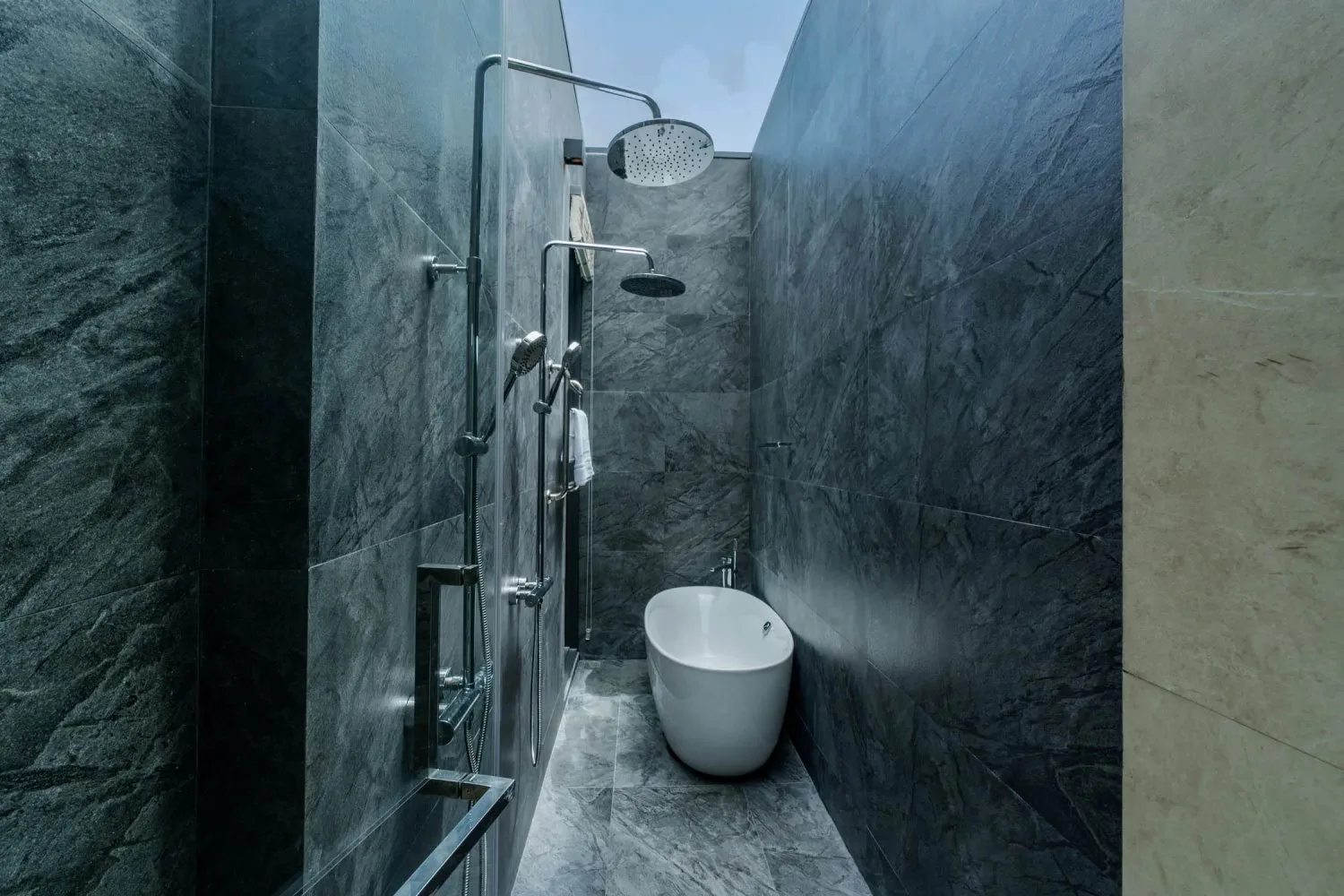 Property image - full photo 22