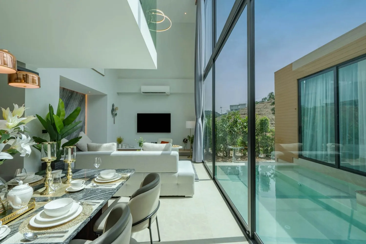 Property image - full photo 8