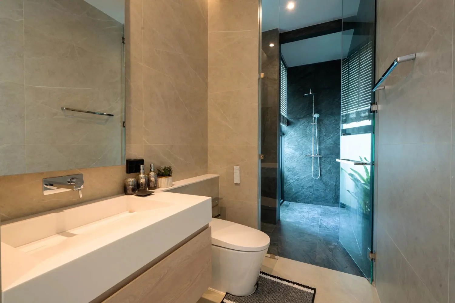 Property image - full photo 24