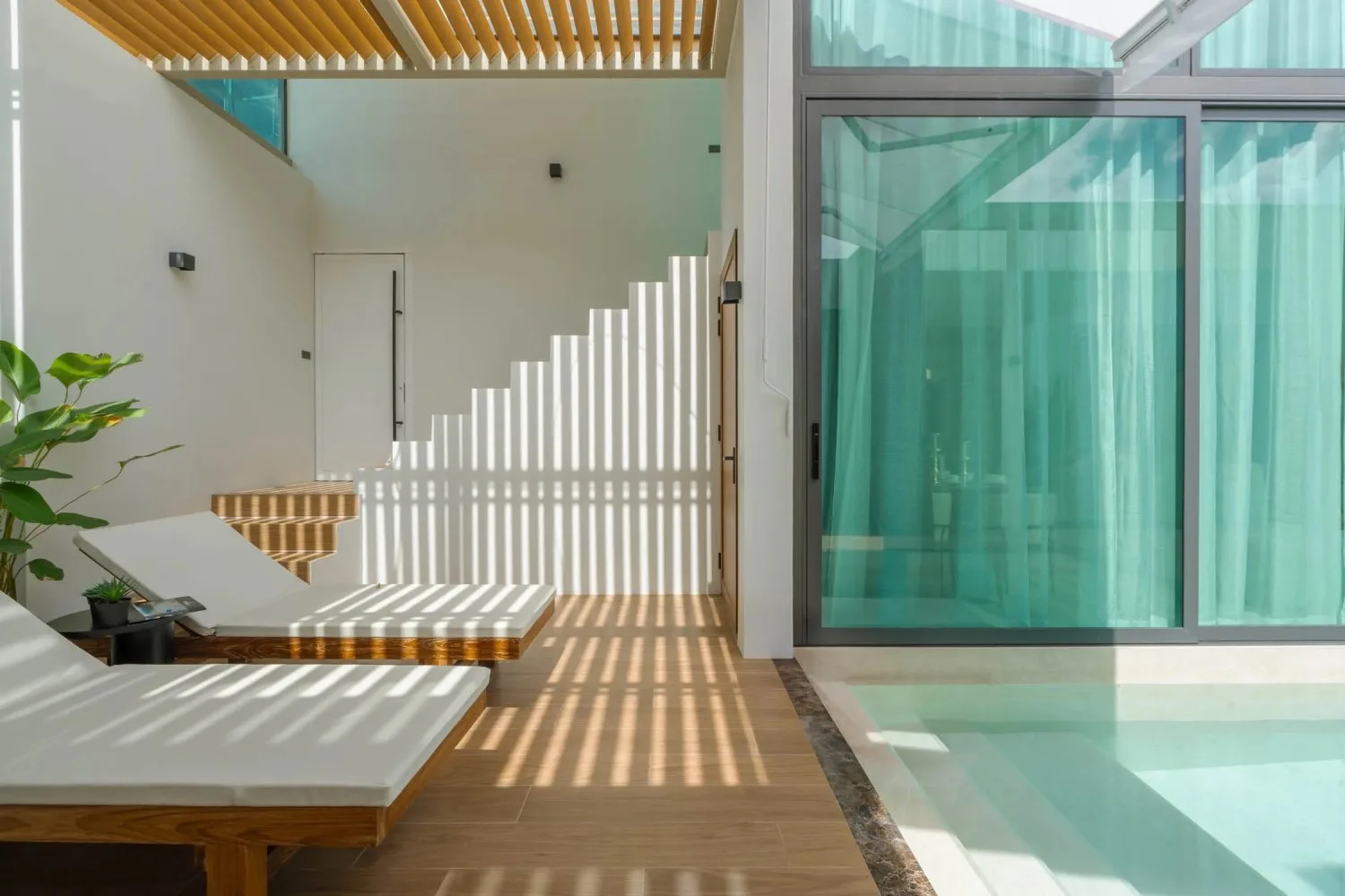 Property image - full photo 12